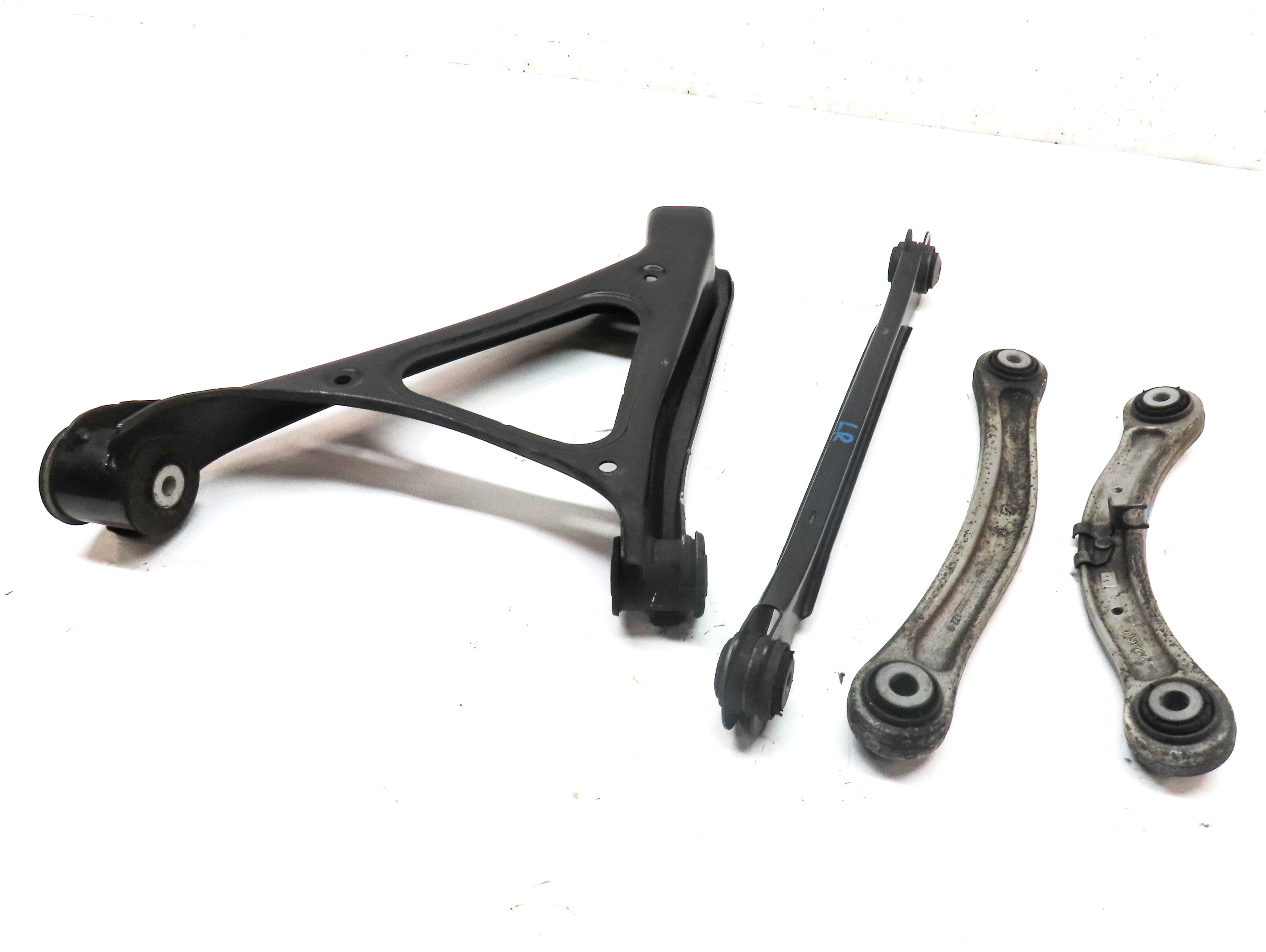 2011-2015 PORSCHE CAYENNE (958) LEFT DRIVER REAR CONTROL ARM SET — exact item pictured